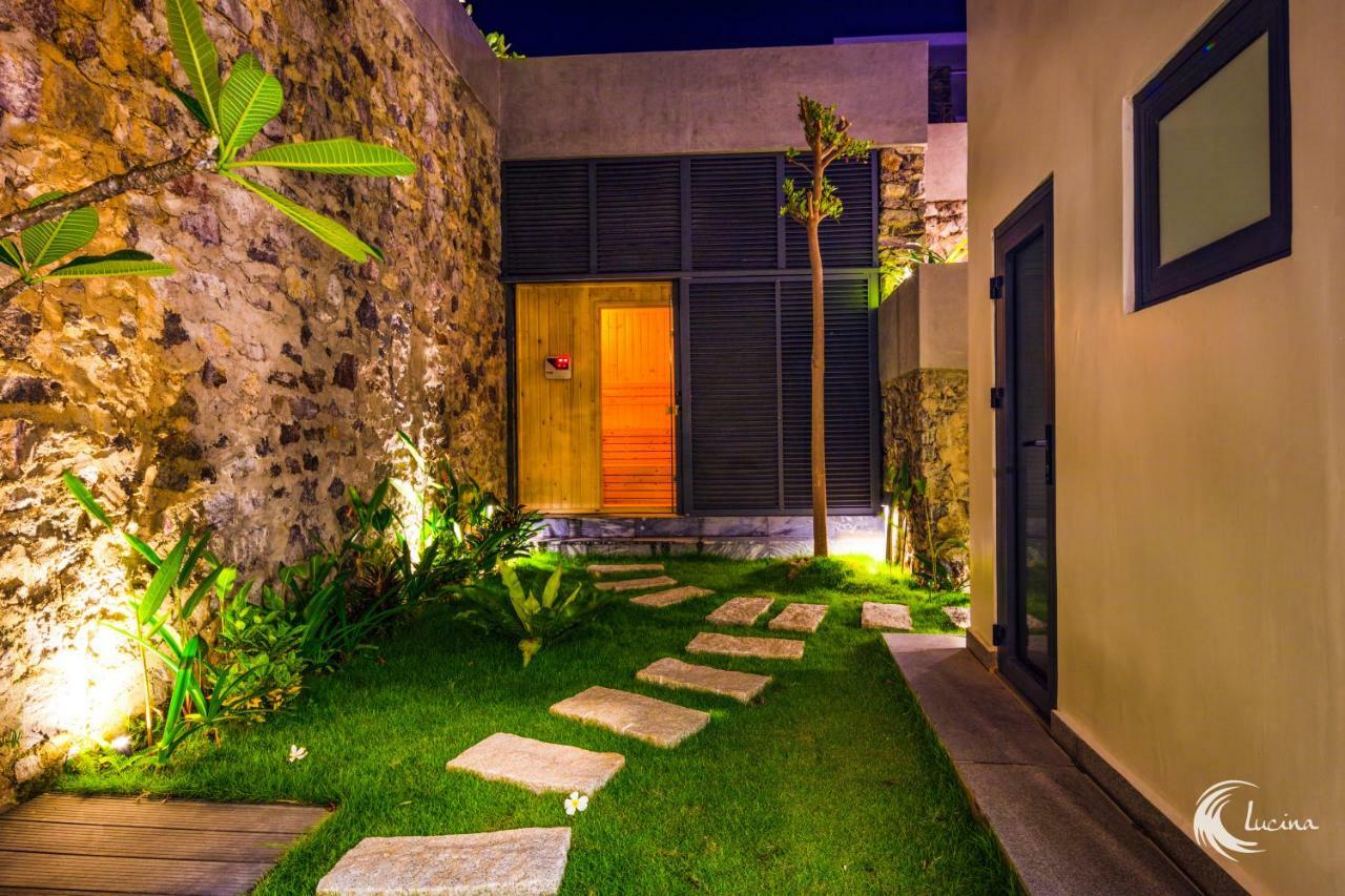 Lucina Villa Nha Trang Buitenkant foto
