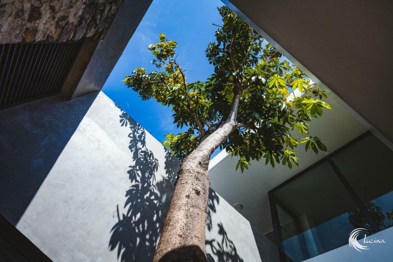 Lucina Villa Nha Trang Buitenkant foto